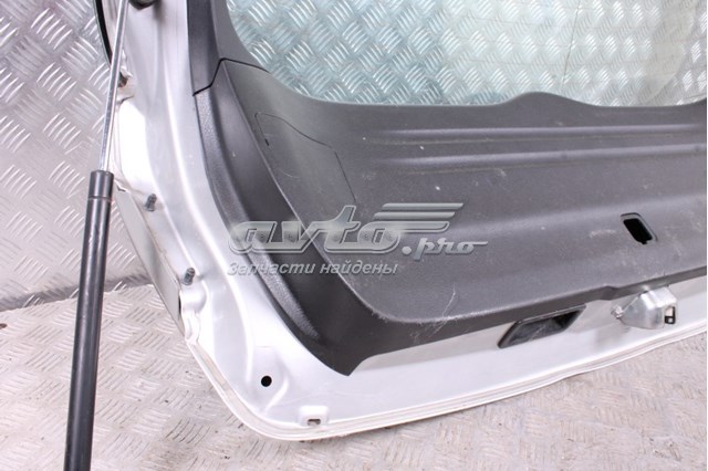 П'яті двері Subaru 60809FG0109P ціна, від 208.68 USD