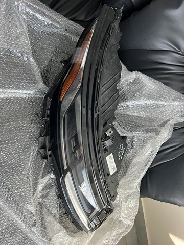 Купити LR175645 Land Rover 