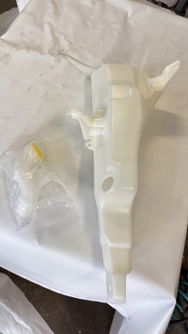 LJ6B17B613BA Ford 