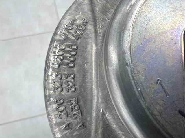 Опора стійки амортизатора переднього Mercedes A2063234200 ціна, від 184.06 USD