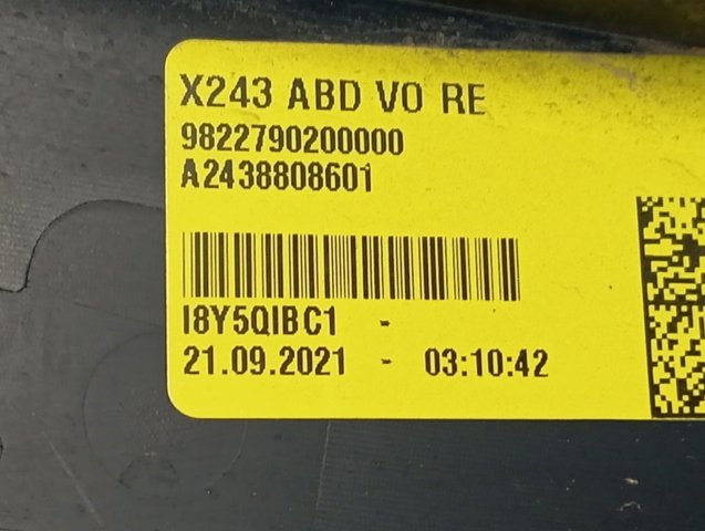 Молдинг арки крила переднього, правий Mercedes A2438808601 ціна, від 190.03 USD