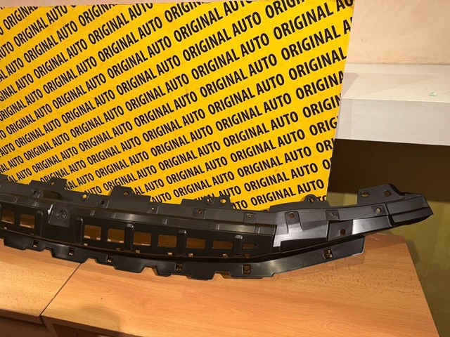 Купити KBB350722A Mazda Кронштейн решітки радіатора