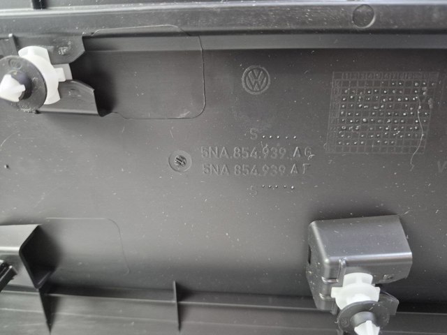 5NA854939 VAG 
