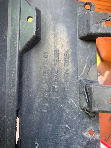  Mercedes A2228851901