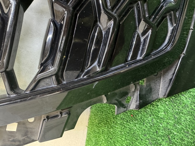 Купити 80F853651T94 VAG Захисна решітка радіатора