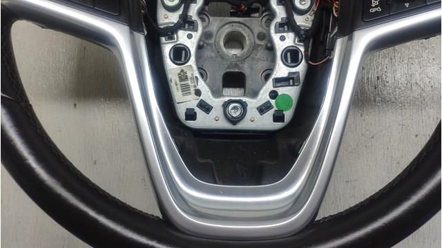 Рульове колесо General Motors 13316547 ціна, від 30.47 USD