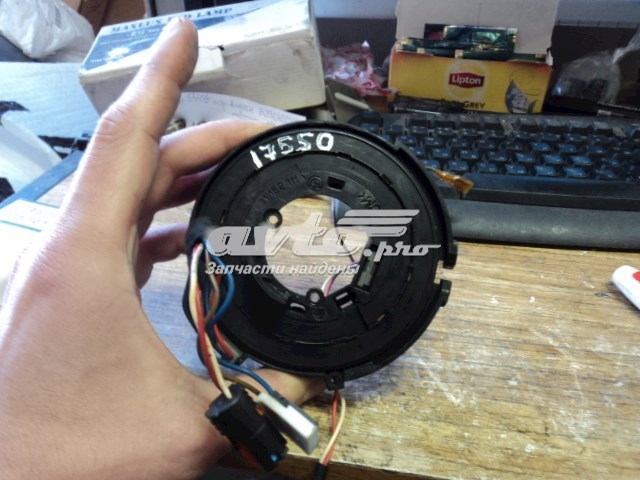 Купити 601093705 BMW 