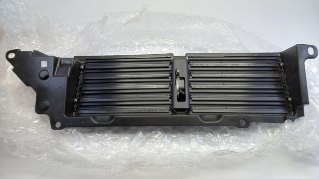 Жалюзі радіатора охолодження LR102691 Land Rover