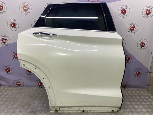 Купити HBA005NAMA Nissan/Infiniti Двері задні, праві