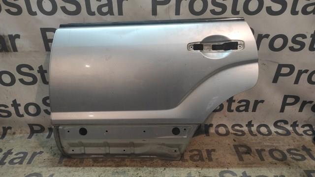 Двері задні Subaru 60409SA0109P ціна, від 31.64 USD