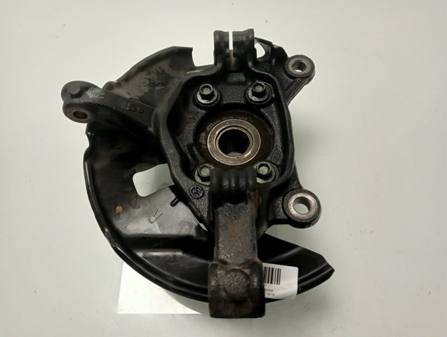  Mazda D10E33021