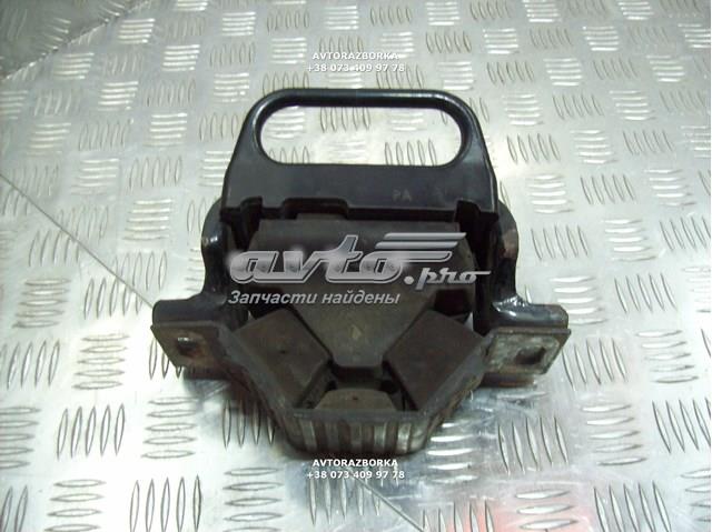 Подушка (опора) двигуна, передня PolyAuto AP000049 ціна, від 63.42 USD