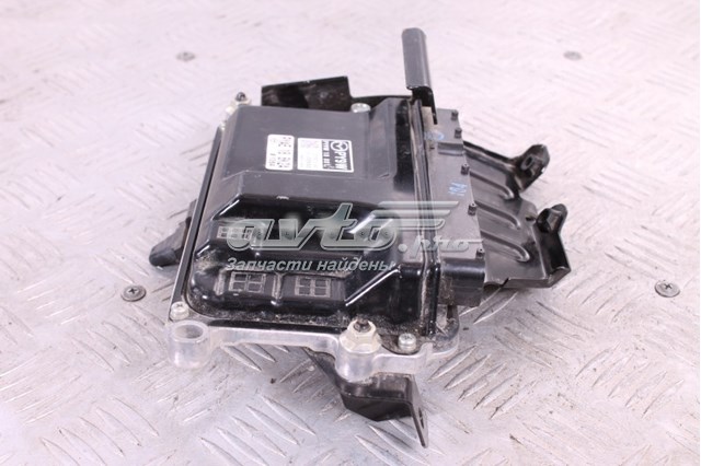 Купити PY9W18881 Mazda 