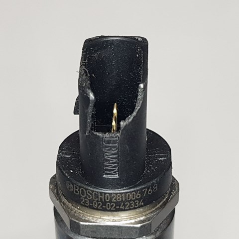 Купити A6560700095 Mercedes Розподільник палива