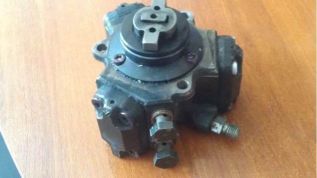 Насос паливний високого тиску General Motors 0445010092 ціна, від 115.69 USD