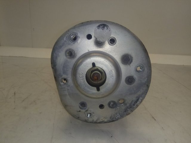 Купити FK7218K001AC Land Rover 