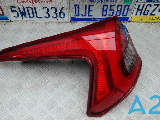 Лівий стоп 8330B013 Mitsubishi