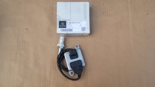 A000905851187 Mercedes Датчик оксидів азоту NOX, задній