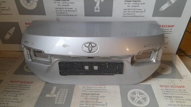 Кришка багажника Toyota 6440102A31 ціна, від 300.88 USD
