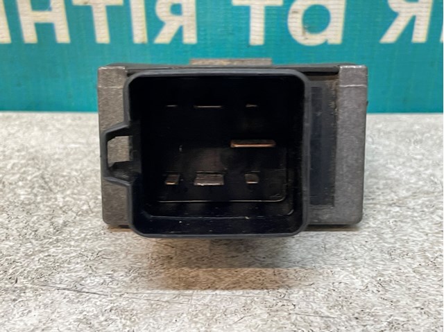 11067BN700 Renault (RVI) Реле свічок накалу