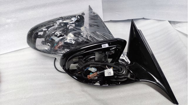 Купити A2138102600 Mercedes 