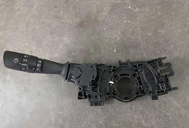 Перемикач підрульовий, лівий Toyota RAV4 IV