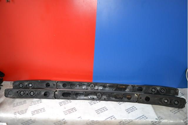 Купити 738204651R Renault (RVI) 