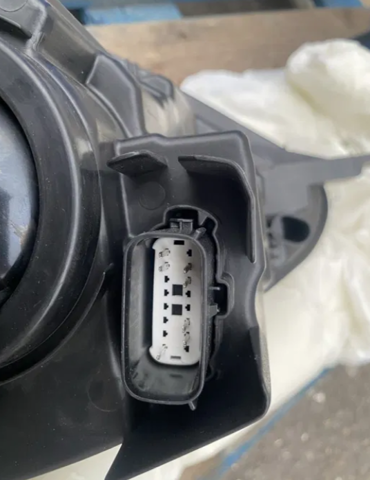 Купити GN1513W030SF Ford 