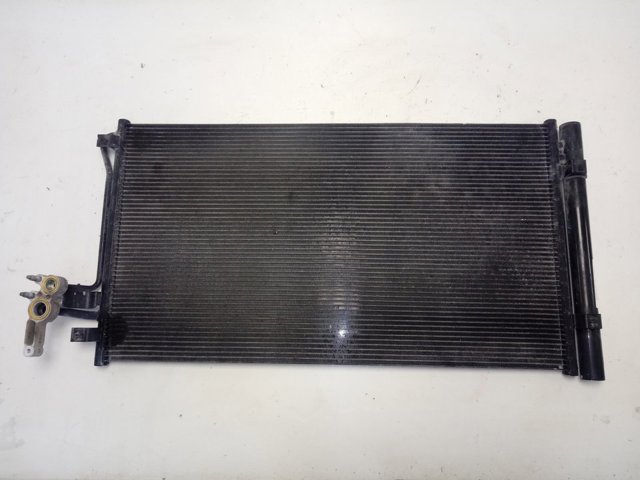 Радіатор охолодження кондиціонера Land Rover GJ3219710AA