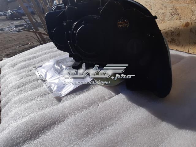 Фара Hyundai/Kia 921011U500