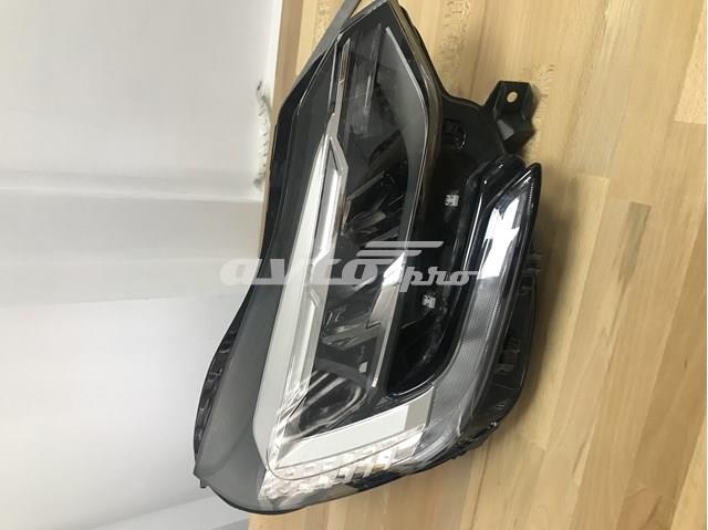 Фара правая Renault (RVI) 260104095R ціна, від 253.36 USD