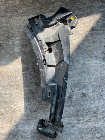 Кріплення бампера Land Rover LR045213 ціна, від 17.33 USD