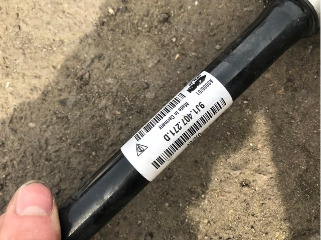 Піввісь задня, ліва Porsche 9J1501201A ціна, від 380.08 USD