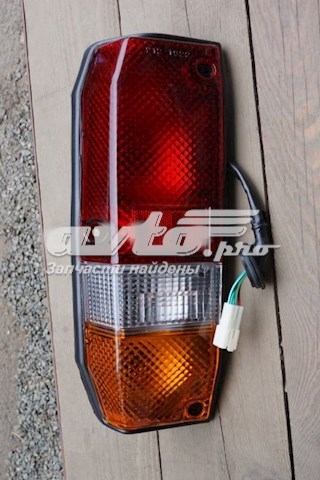 Ліхтар задній лівий Polcar 817587 ціна, від 17.56 USD