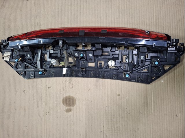 Стоп-сигнал Mazda DFR551580A ціна, від 63.34 USD