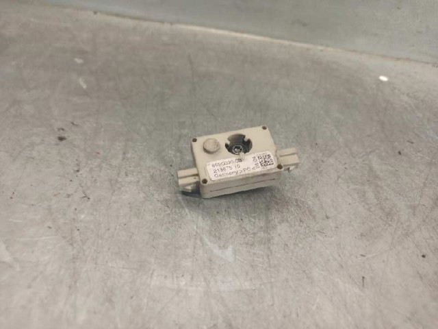  699009003 BMW