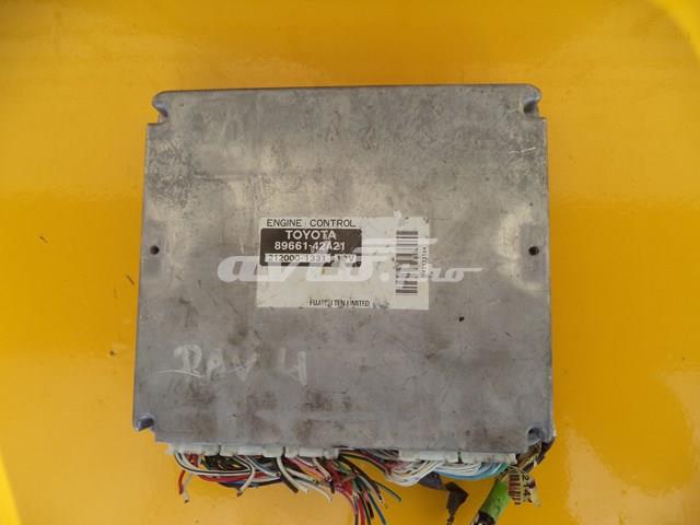 Електронний блок керування двигуном 8966142A21 Toyota