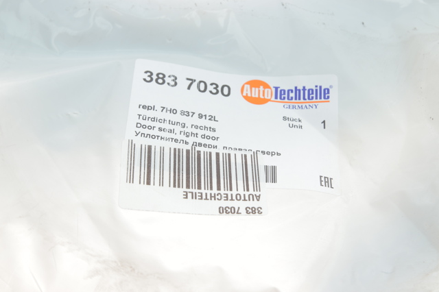3837030 Autotechteile Ущільнювач дверей передніх, правих (на кузові)