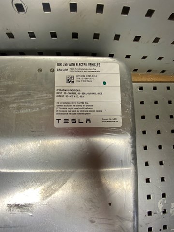  Tesla 101496300L ціна, від 228.02 USD