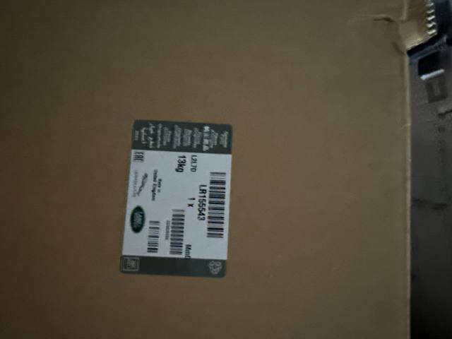 Купити LR155543 Land Rover Цапфа поворотного кулака