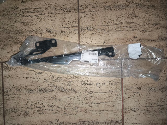 Купити KB7W52420 Mazda Петля капота, ліва