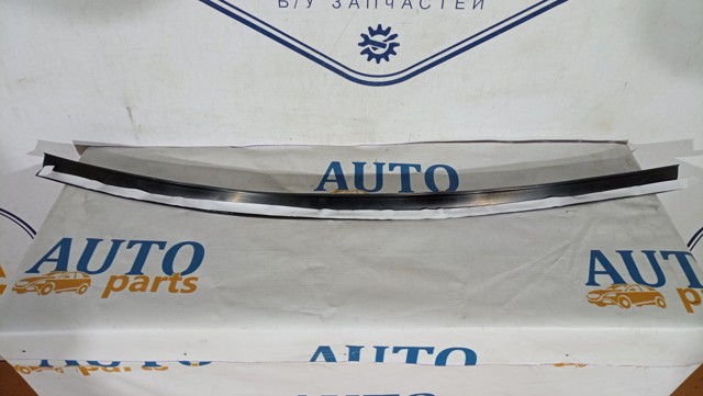 Ущільнення решітки радіатора Volvo 32260538 ціна, від 31.64 USD