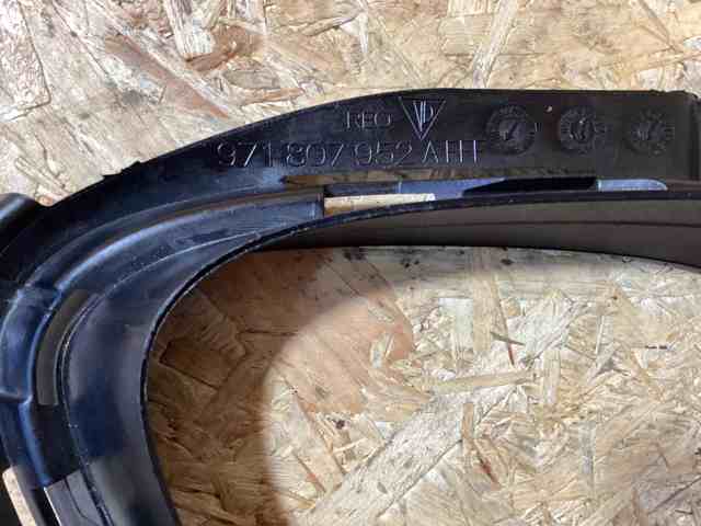  971807952AOK1 Porsche
