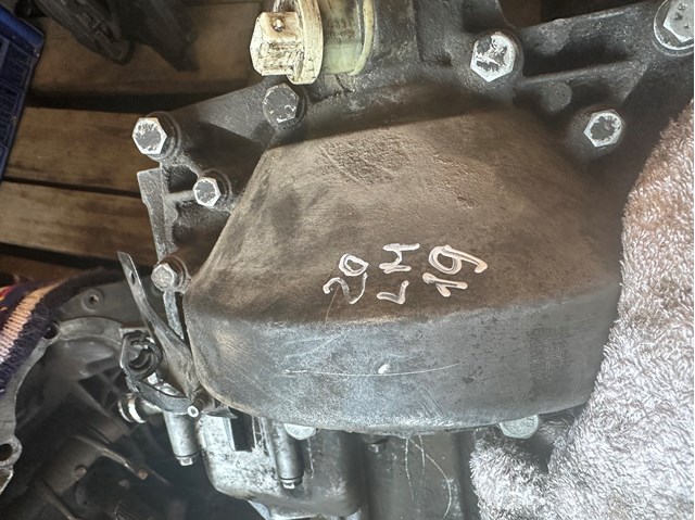 МКП в зборі Peugeot/Citroen 20LM19 ціна, від 420.65 USD