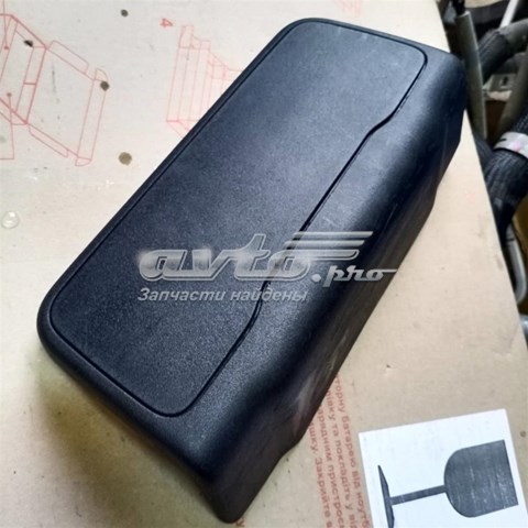  Chrysler 1XT86TRMAA