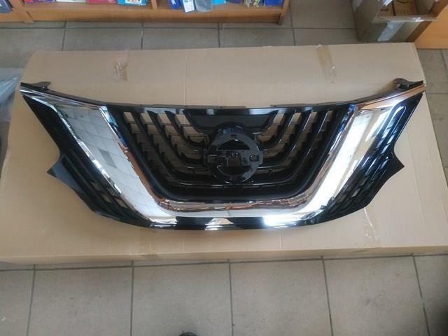 623109UF0A Nissan/Infiniti Решітка радіатора
