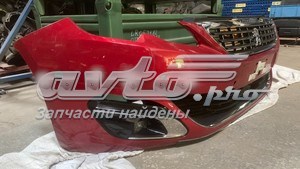 Передній бампер 1610742580 Peugeot/Citroen