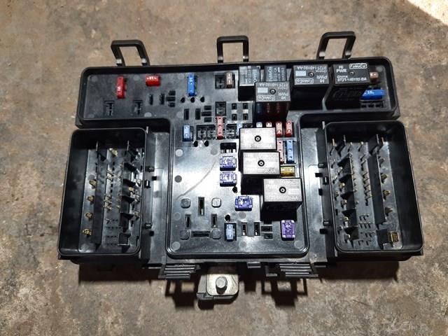 Купити DG9T14A067AF Ford Корпус запобіжників