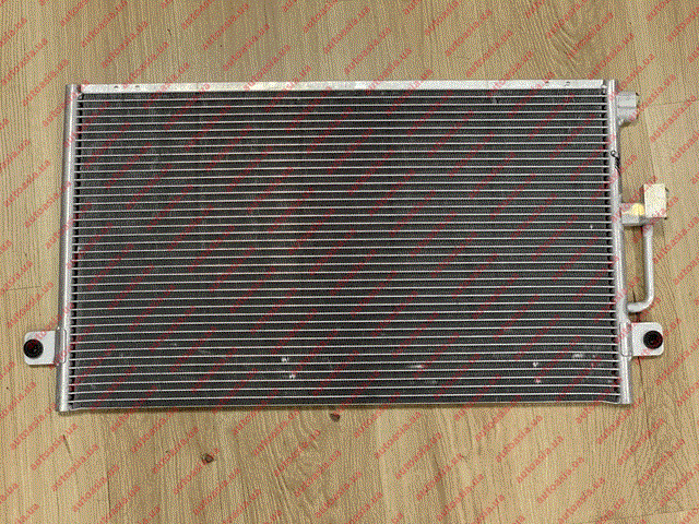 T118105110 China радіатор кондиціонера