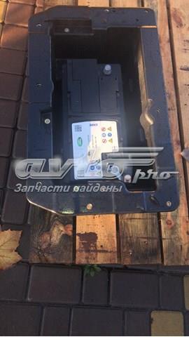 Кріплення/підставка акумулятора (АКБ) LR122947 Land Rover